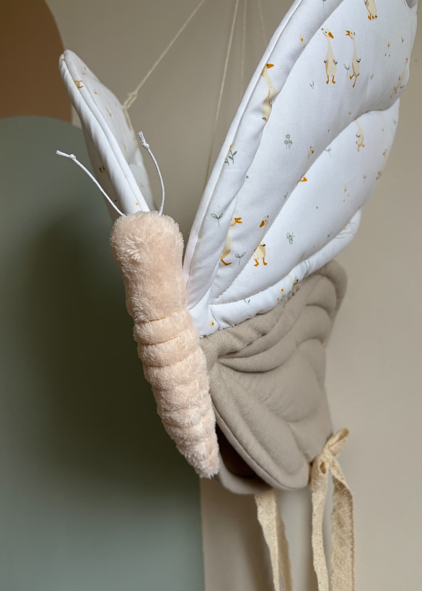 NOLA Pixie pillangó függő – Liba ovi — 1